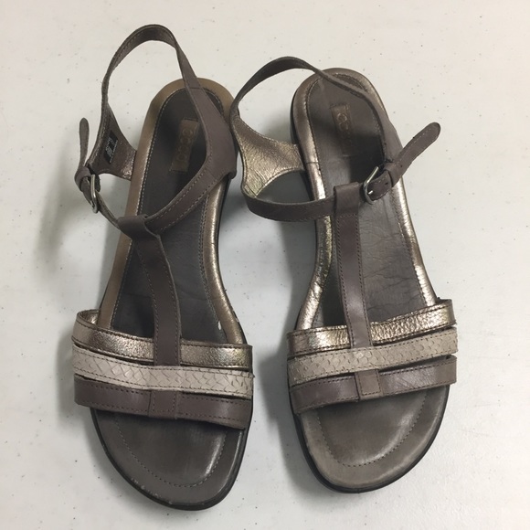 ecco metallic sandals